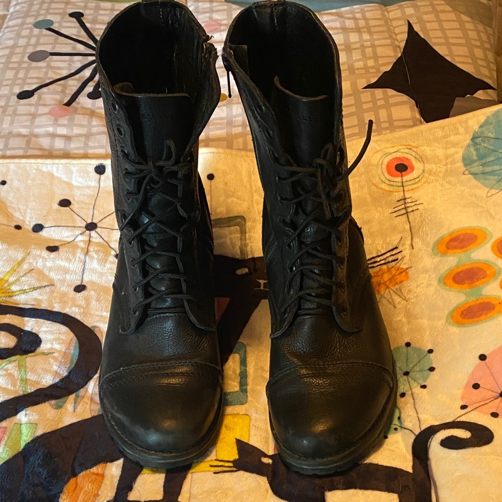 Steve Madden Black Ankle Boots Combat